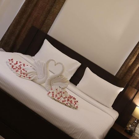 Aroma Ayur Heritage Mattanur Exterior foto
